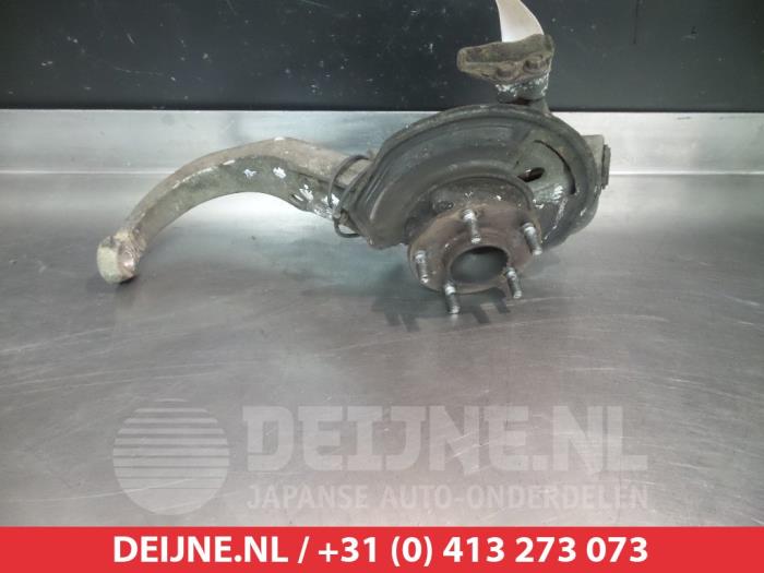 Nissan 350 Z Fusee links-voor O322556