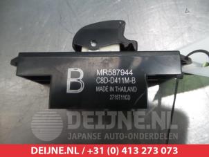 Mitsubishi ASX Elektrisches Fenster Schalter O311333 foto 2