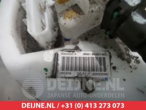 Mazda 3 Electric fuel pump O353933 photo 2