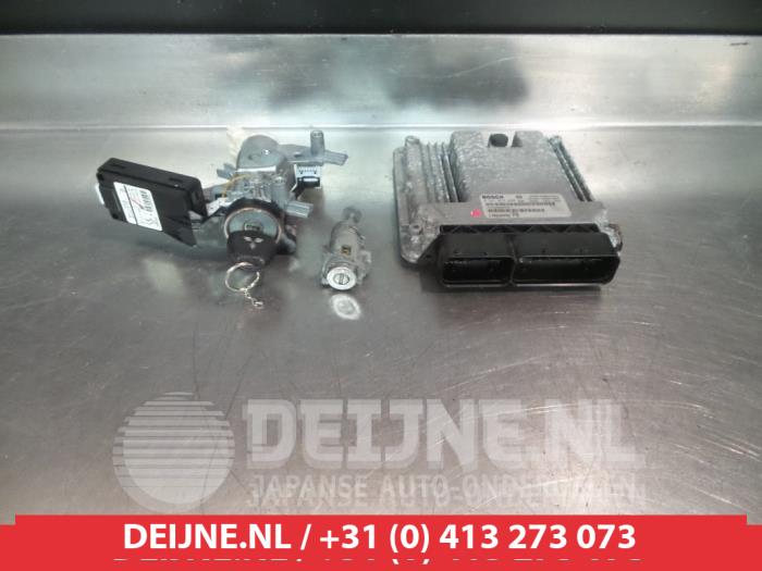 Mitsubishi Outlander Kontaktslot+Sleutel O335546