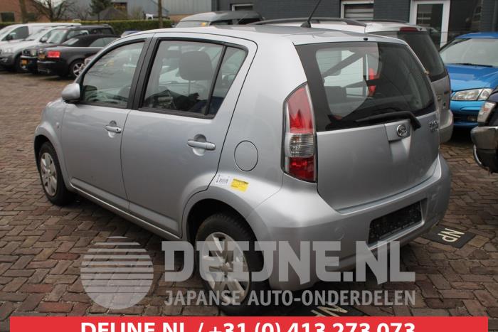 Daihatsu Sirion Tür 4-türig links hinten O285596