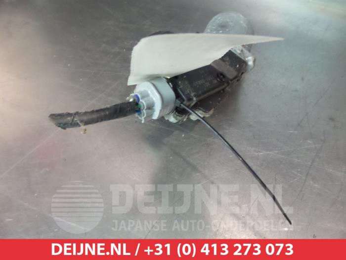 Mitsubishi Outlander Scheibenwischermotor vorne O348985