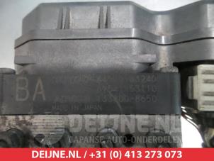 Lexus IS ABS Pumpe O337973 foto 3