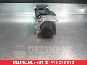 Lexus IS ABS Pumpe O337973 foto 2