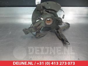 Mazda Premacy Achsschenkel rechts vorne O323329 foto 2