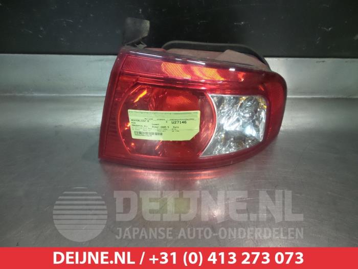 Kia Magentis Taillight, right O299428