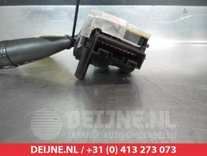 Toyota Corolla Verso Ruitenwis Schakelaar O310333 foto 2