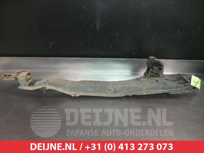 Gebruikte Drager vooras Toyota Corolla (E11) 1.6 16V Prijs € 35,00 Margeregeling aangeboden door V.Deijne Jap.Auto-onderdelen BV