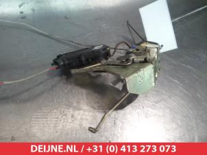 Suzuki Alto Deurslot Mechaniek 4Deurs rechts-achter O281750 foto 2