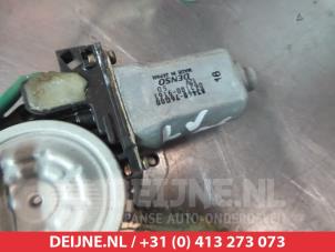 Suzuki Alto Türschlossmechanik 4-türig links vorne O279778 foto 2