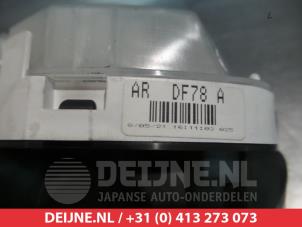 Mazda 2 Tacho - Kombiinstrument KM O304093 foto 3