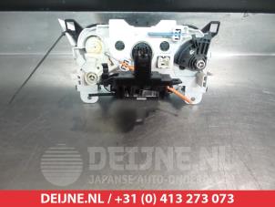 Mazda 2 Heizung Bedienpaneel O305370 foto 2
