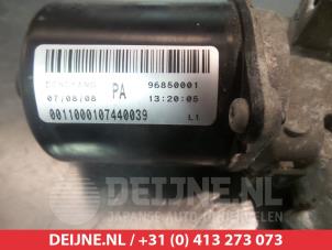 Chevrolet Aveo Scheibenwischermotor vorne O348393 foto 2