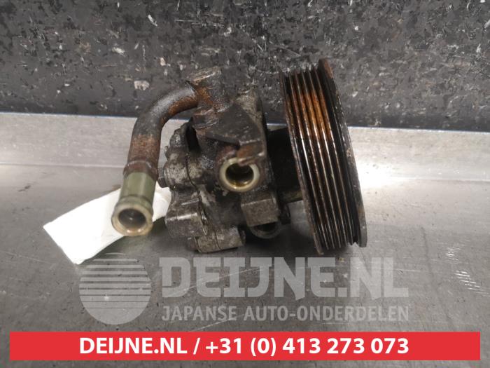 Gebruikte Pomp Servo Hyundai Santa Fe I 2.0 CRDi 16V 4x2 Prijs € 35,00 Margeregeling aangeboden door V.Deijne Jap.Auto-onderdelen BV