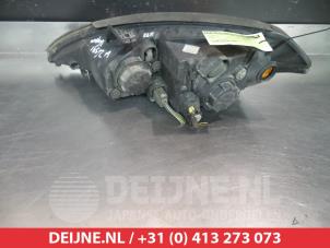 Ssang Yong Kyron Headlight, right O267177 photo 2
