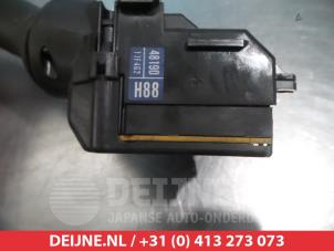 Toyota Prius Wiper switch O310396 photo 2