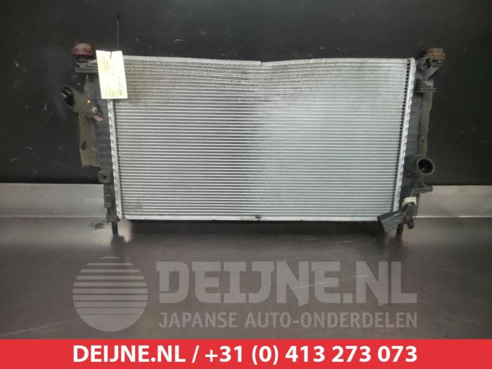 Gebruikte Radiateur Mazda 3 Sport (BL14/BLA4/BLB4) 2.2 CITD 16V 185 Prijs € 40,00 Margeregeling aangeboden door V.Deijne Jap.Auto-onderdelen BV