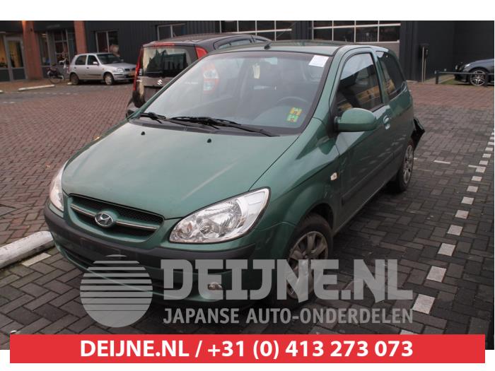 Hyundai Getz Portier 2Deurs links O271213