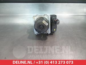 Mazda 3 ABS Pomp O337300 foto 2