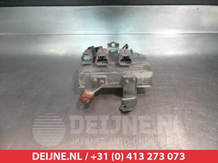Toyota MR II Lenkkraftverstärker Steuergerät O339040