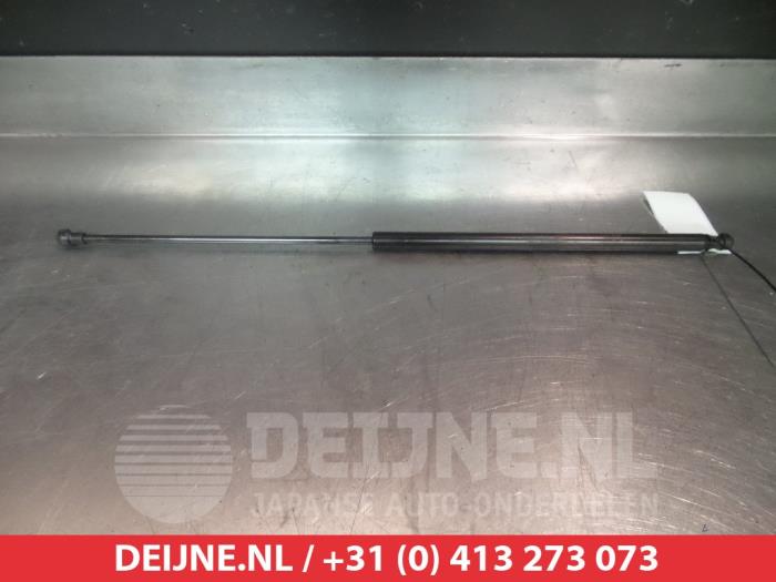Nissan Juke Gasdemper rechts-achter O294833