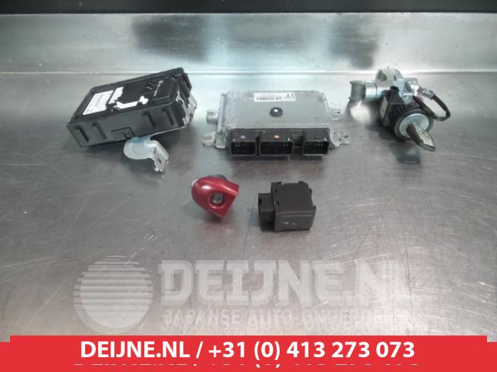 Nissan Juke Kontaktslot+Sleutel O335091