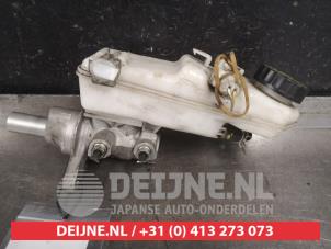 Gebruikte Hoofdremcilinder Toyota Auris (E15) 1.4 VVT-i 16V Prijs € 30,00 Margeregeling aangeboden door V.Deijne Jap.Auto-onderdelen BV