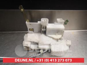 Toyota Avensis Türschlossmechanik 4-türig rechts vorne O281237 foto 2