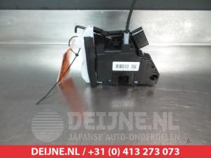 Hyundai I20 Door lock mechanism 4-door, front left O279453 photo 2