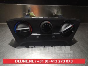 Hyundai I20 Heater control panel O305590 photo 4