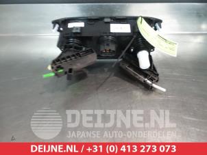 Hyundai I20 Heater control panel O305590 photo 2
