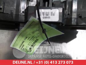 Hyundai I20 Steering column stalk O308397 photo 2