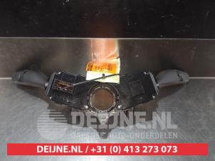Hyundai I20 Steering column stalk O308397 photo 4