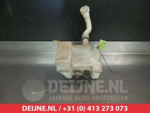 Gebruikte Ruitensproeiertank voor Chevrolet Matiz 0.8 S,SE Prijs € 25,00 Margeregeling aangeboden door V.Deijne Jap.Auto-onderdelen BV