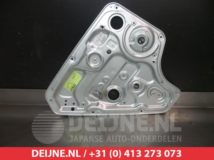 Hyundai IX20 Ruitmechaniek 4Deurs links-achter O290382