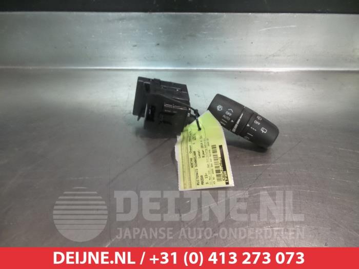 Mazda 3 Ruitenwis Schakelaar O309424