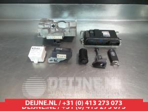 Gebruikte Set Cilindersloten (compleet) Mazda 3 (BM/BN) 2.0 SkyActiv-G 16V Prijs € 75,00 Margeregeling aangeboden door V.Deijne Jap.Auto-onderdelen BV