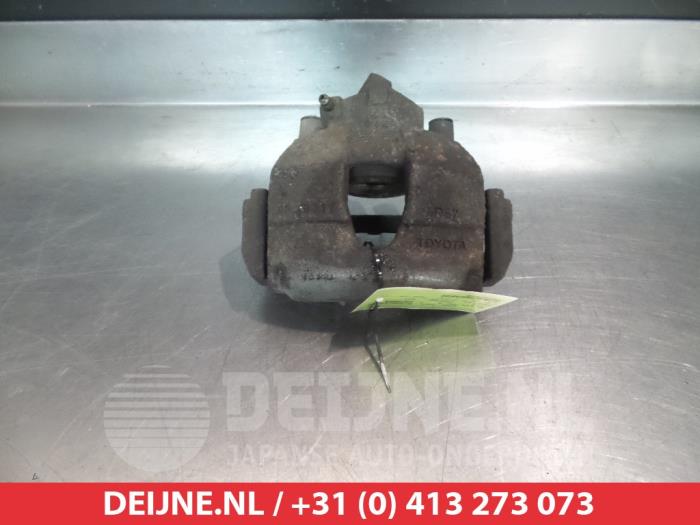 Toyota Avensis Remklauw (Tang) rechts-voor O326938