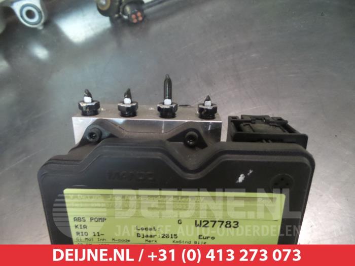 Gebruikte ABS Pomp Kia Rio III (UB) 1.2 CVVT 16V Prijs € 35,00 Margeregeling aangeboden door V.Deijne Jap.Auto-onderdelen BV