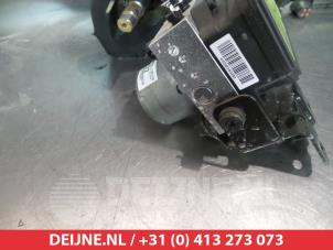 Kia Rio ABS Pumpe O337801 foto 3