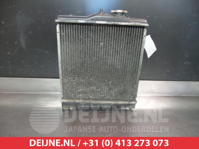 Gebruikte Radiateur Honda Civic (EG) 1.5 DXi,LSi 16V Prijs € 40,00 Margeregeling aangeboden door V.Deijne Jap.Auto-onderdelen BV