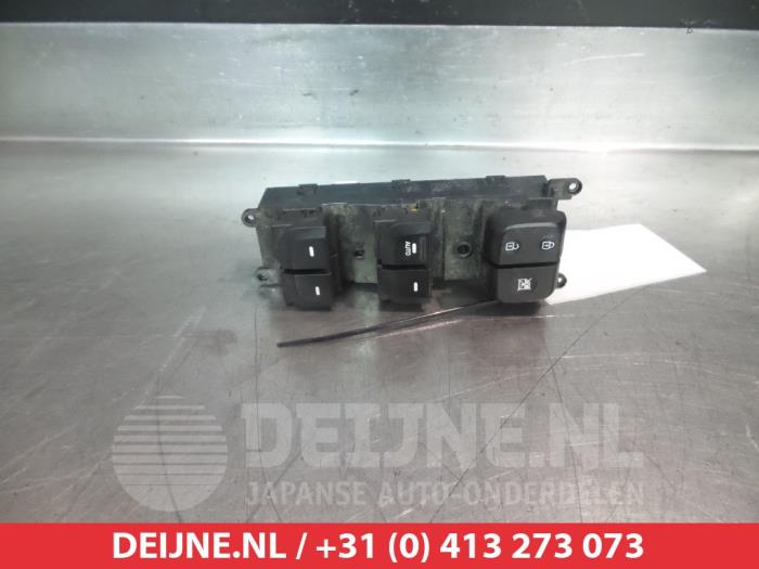 Hyundai I10 Combischakelaar ramen O311469