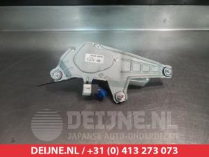 Kia Soul Rear wiper motor O301116 photo 2