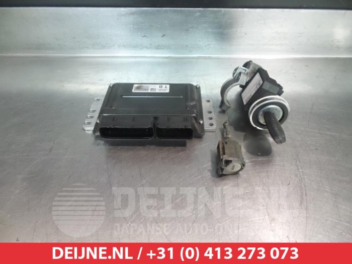 Nissan Primera Steuergerät Motormanagement O344503