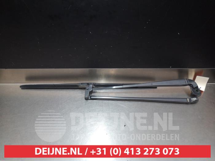 Subaru Trezia Wiper mechanism O349728