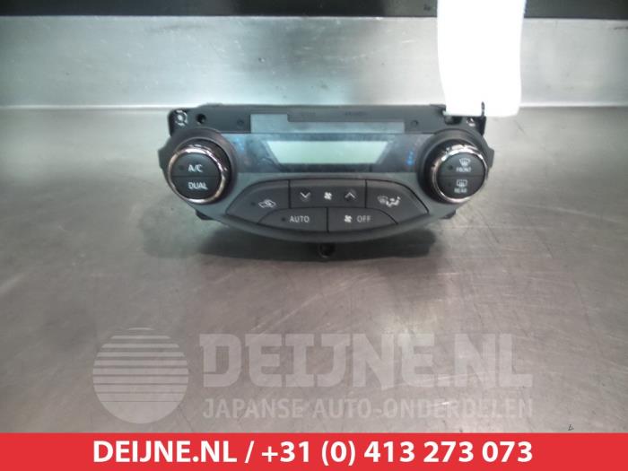 Toyota Yaris Kachel Bedieningspaneel O306471