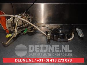 Suzuki Baleno Deurslot Mechaniek 4Deurs links-achter O280463 foto 2
