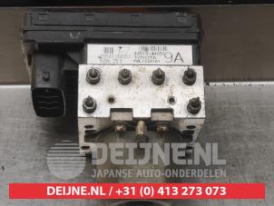 Toyota Avensis Verso ABS Pumpe O338520 foto 2
