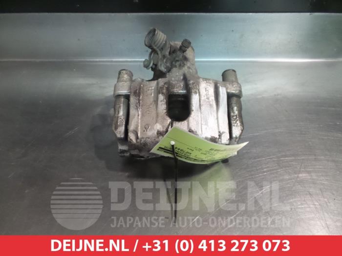 Mazda 3 Remklauw (Tang) links-achter O375952