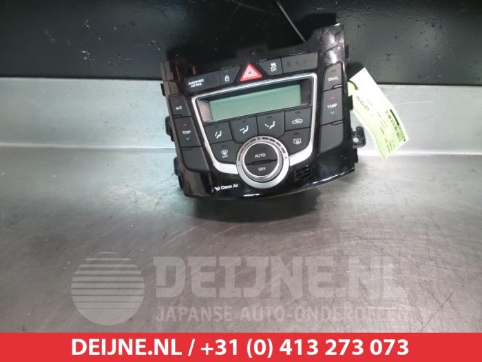 Hyundai I30 Kachel Bedieningspaneel O305458